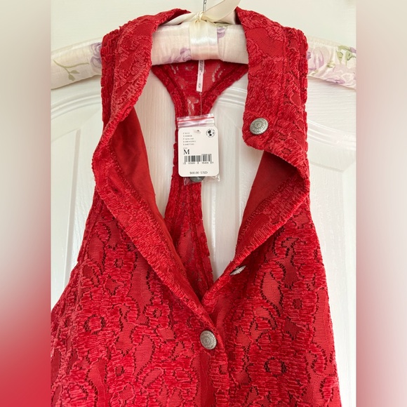 FREE PEOPLE Red Floral Velvet & Lace Button Front Vest Top Medium NWT - Picture 7 of 12